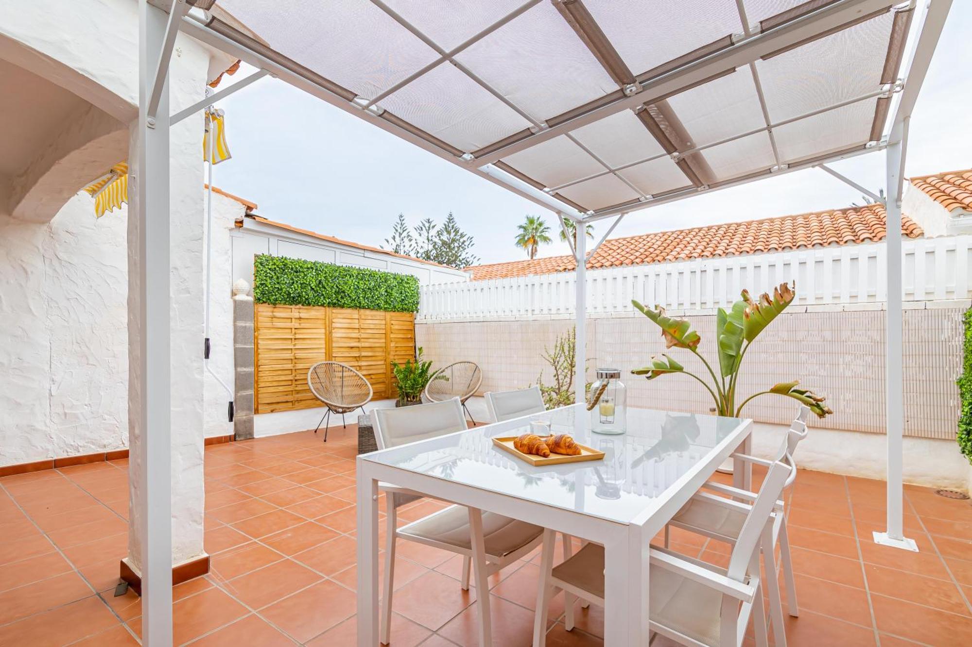 Canarian Holiday Home - Sunset Bungalow In Playa Del Ingles San Bartolomé 外观 照片